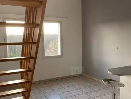 appartement duplex à louer - 2 pièces - 36 10 m2 - angouleme - 16 - poitou-charentes