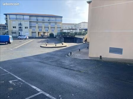 parking 16 m² chatelaillon plage