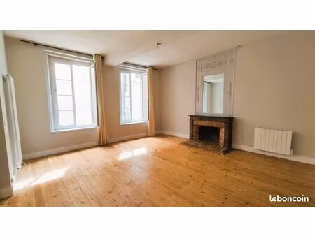 location t2 vieux cognac