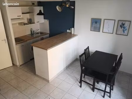 à louer – appartement meublé t2 en duplex – centre de falaise