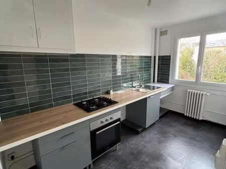 particulier loue t3 limoges refait à neuf