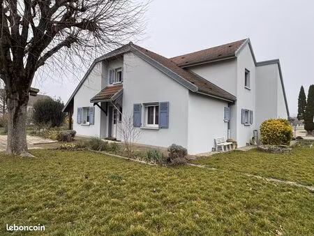 maison 5 pièces 144 m²