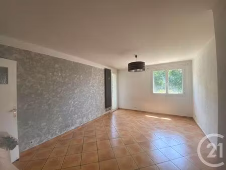 appartement à louer - 3 pièces - 57 26 m2 - la valette du var - 83 - provence-alpes-cote-d