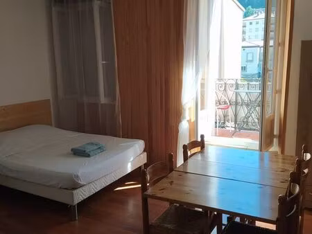 loue studio 26 m2 vals les bains
