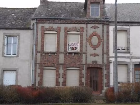 maison centre-ville  2 chambres  jardin.