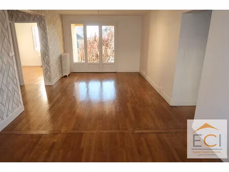 rue françois perrin - t3 62.69m²