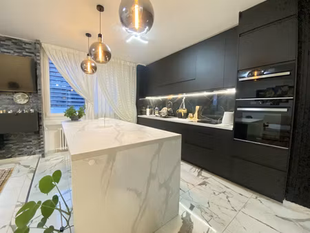 appartement t3 de 86m² entièrement refait à neuf - rue des docteurs charcot