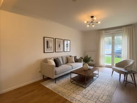 appartement toulouse 2 pièce(s) 39 m2  extérieur et place de parking