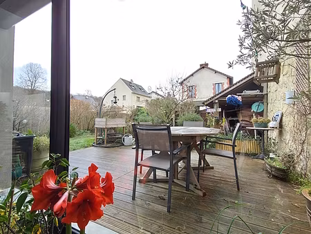 joli jardin et bel espace de vie !