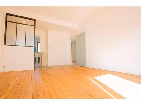 appartement - 3e étage - 69 41 m2 - 3 pièces