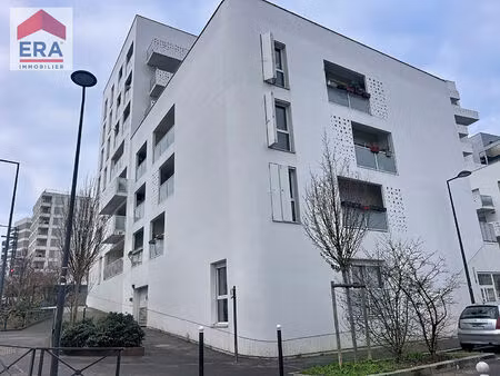 a louer vide - 2 pieces 46m² + parking