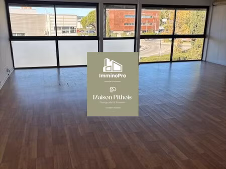 location bureaux environ 112 m² zi les playes six-fours-les-pla