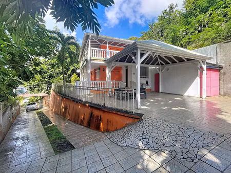 maison le gosier 6 pièces de 120 m² idéale pour de la colocation