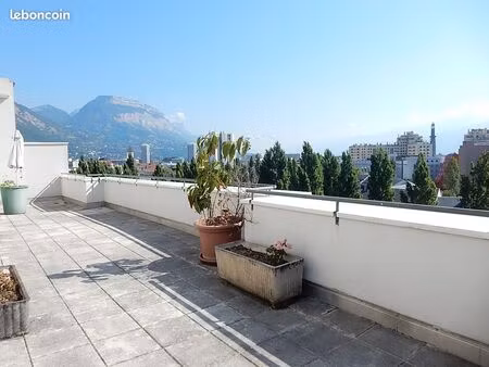 appartement 2 pièces 65m2 terrasse 53m2