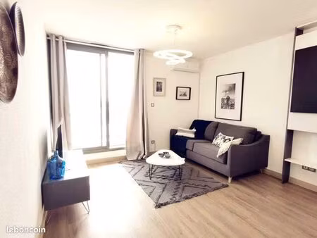 studio meublé et équipé – proche ars / faculté de saint-denis – balcon + parking