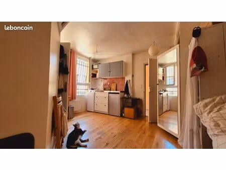 studio meublé dernier étage