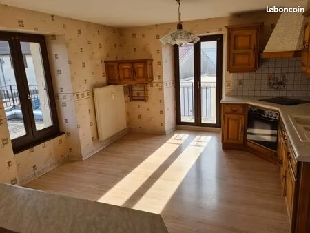 appartement t4 125m² valdahon centre