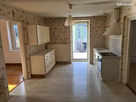 appartement t4 95m² valdahon centre
