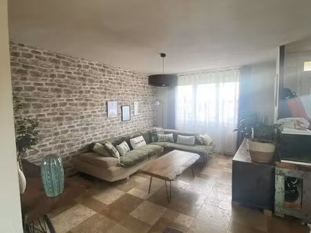 maison 3 chambres st germain du puy