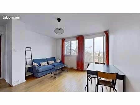 appartement 3 pièces 55 m²