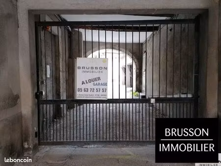 parking/box 15 m² castres