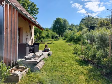 maison avec grand terrain  hameau de blégny proche salins les bains avec arrangement à con