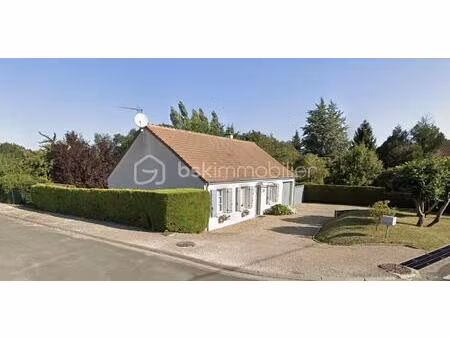 maison traditionnelle de 99 m² à girolles