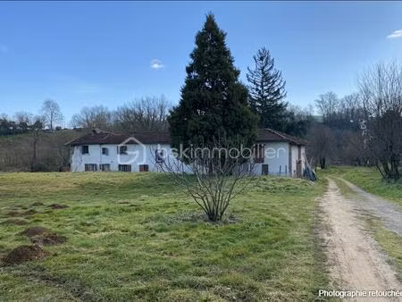 ferme de 198 m² à giroussens