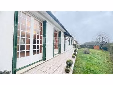 vente maison à fresnay-sur-sarthe (72130) : à vendre / 113m² fresnay-sur-sarthe