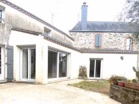 vente maison à mouchamps (85640) : à vendre / 157m² mouchamps