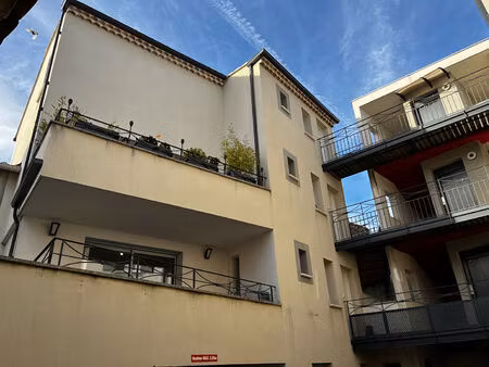 appartement piolenc t3 résidence haut de gamme avec piscine.
