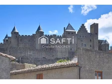 immeuble avec 3 appartements au pied de la cite de carcassonne