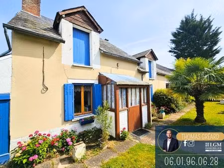 maison de campagne 2/3 chambres  garage  grange  atelier et jardin - 15 minutes de château