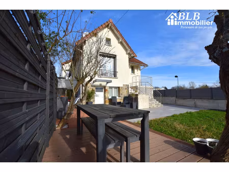 à vendre 78 690 les essarts le roi maison individuelle 4 piè