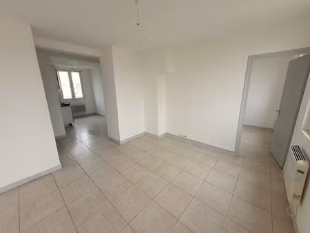 appartement loué saint florent sur cher 3 pièce(s) 57 m2