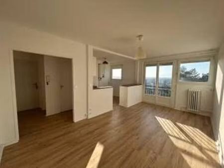 location appartement 3 pièces à nantes bellevue (44000) : à louer 3 pièces / 52m² nantes b