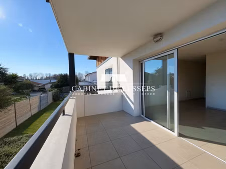 gaspard : appartement dans le centre de saint pierre d'irube