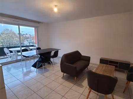 f3 avec parking et terrasse - quartier malbosc