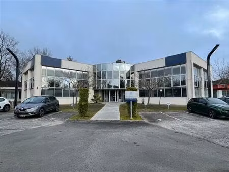 vente/location bureau merignac 930 m²