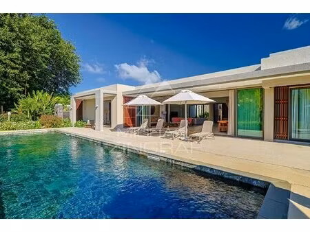 villa contemporaine de plain-pied avec vue golf dans un cadre paisible - mzimc1031