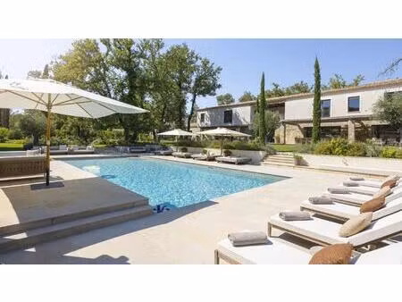 exclusivité - domaine fermé de 12 chambres avec piscine - valbonne