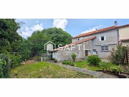 maison 115m²  2/3 chambres  jardinet.