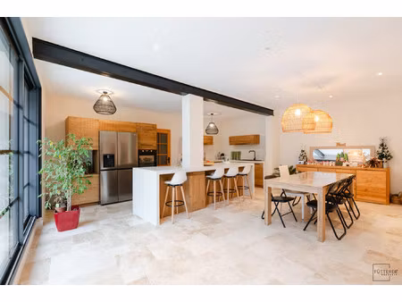 maison 7 pièces - avec garage  piscine  et remise