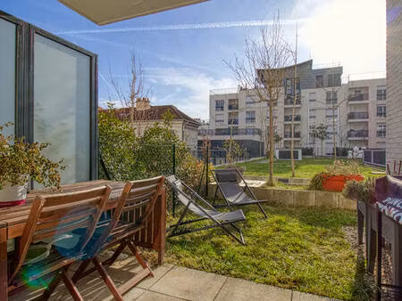 appartement 3 pièces- 2ème étage - avec jardin privatif – centre-ville