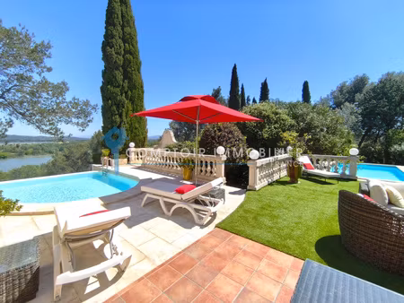 propriete 8pièce(s) 5chambre(s) 190 m² saint-rémy-de-provence (13210)