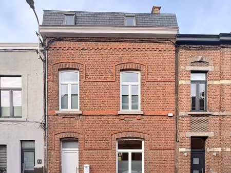 appartement te huur in hoei met 1 slaapkamer