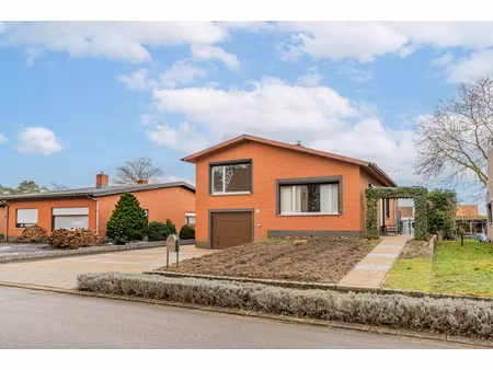 huis te huur in dessel met 3 slaapkamers