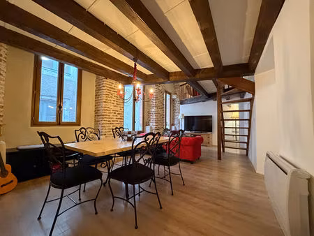 cahors duplex t3 88 m² hyper centre ville 2 chambres