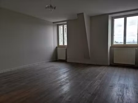 location appartement 1 pièce 32 m² à argences en aubrac (12420)