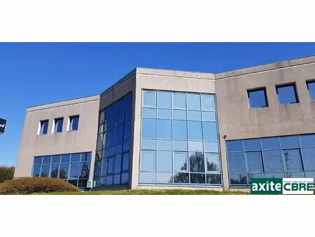 location local professionnel 78m² st quentin fallavier 38070